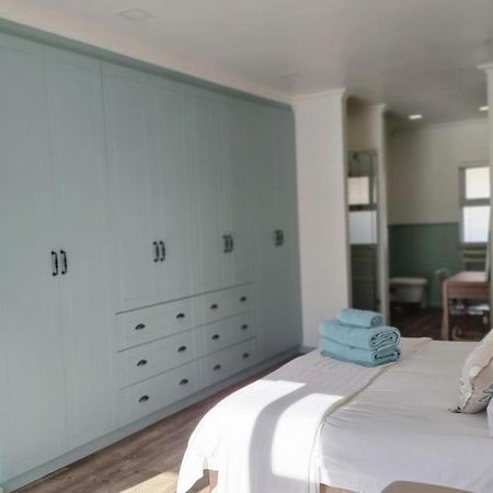 Beautiful Cottage Fantastic Beach 오이스터베이 외부 사진