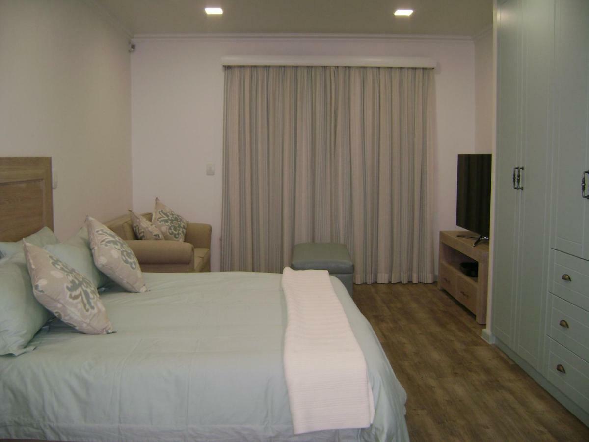 Beautiful Cottage Fantastic Beach 오이스터베이 외부 사진